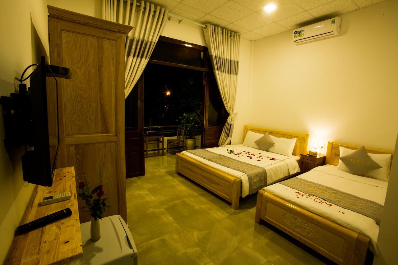 Homestay Shark *